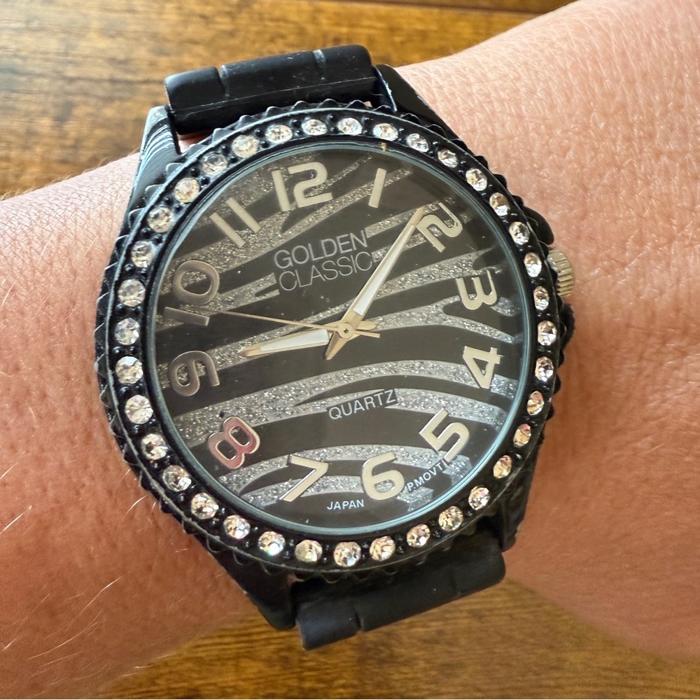 Y2K GOLDEN CLASSIC Zebra‎ Print Chunky Watch Black Rubber Band Bling Goth Glam